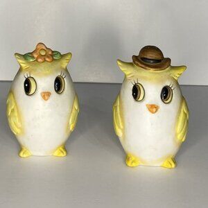 Vintage Ceramic Cute Owl Couple Salt and Pepper Shakers